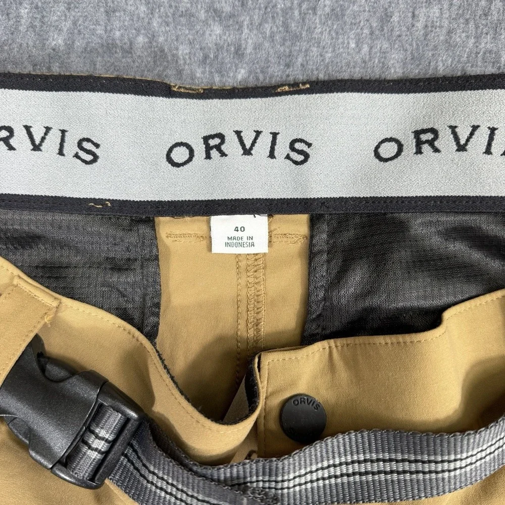 Orvis Tech Cargo Shorts Men's Size 40 Brown Nylon Stretch Hiking Fishing Belt